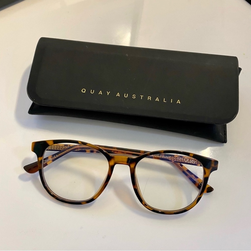 🤍QUAY blue light glasses